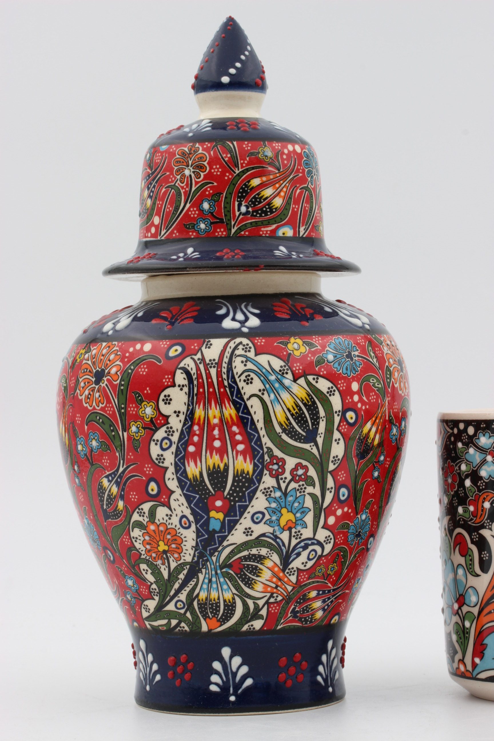 24cm Hand Crafted Shah Vase Relief Red Blue 3