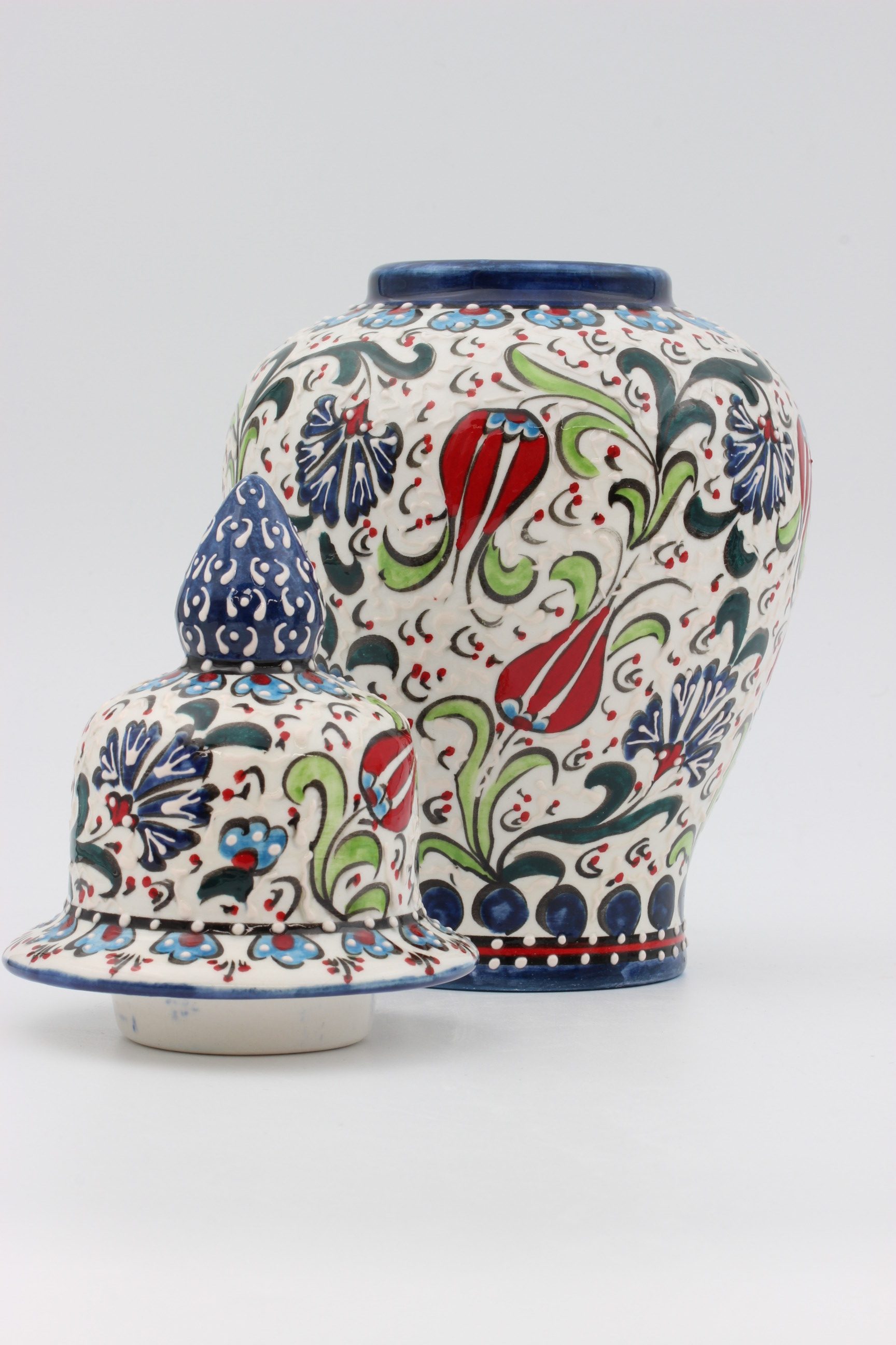 24cm Hand Crafted Shah VaseTulip Series 1C2