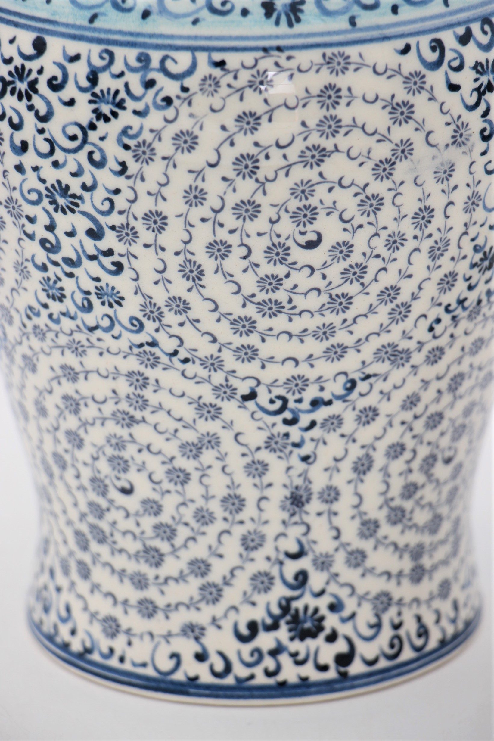 25cm Elhamara Vase Tulip b