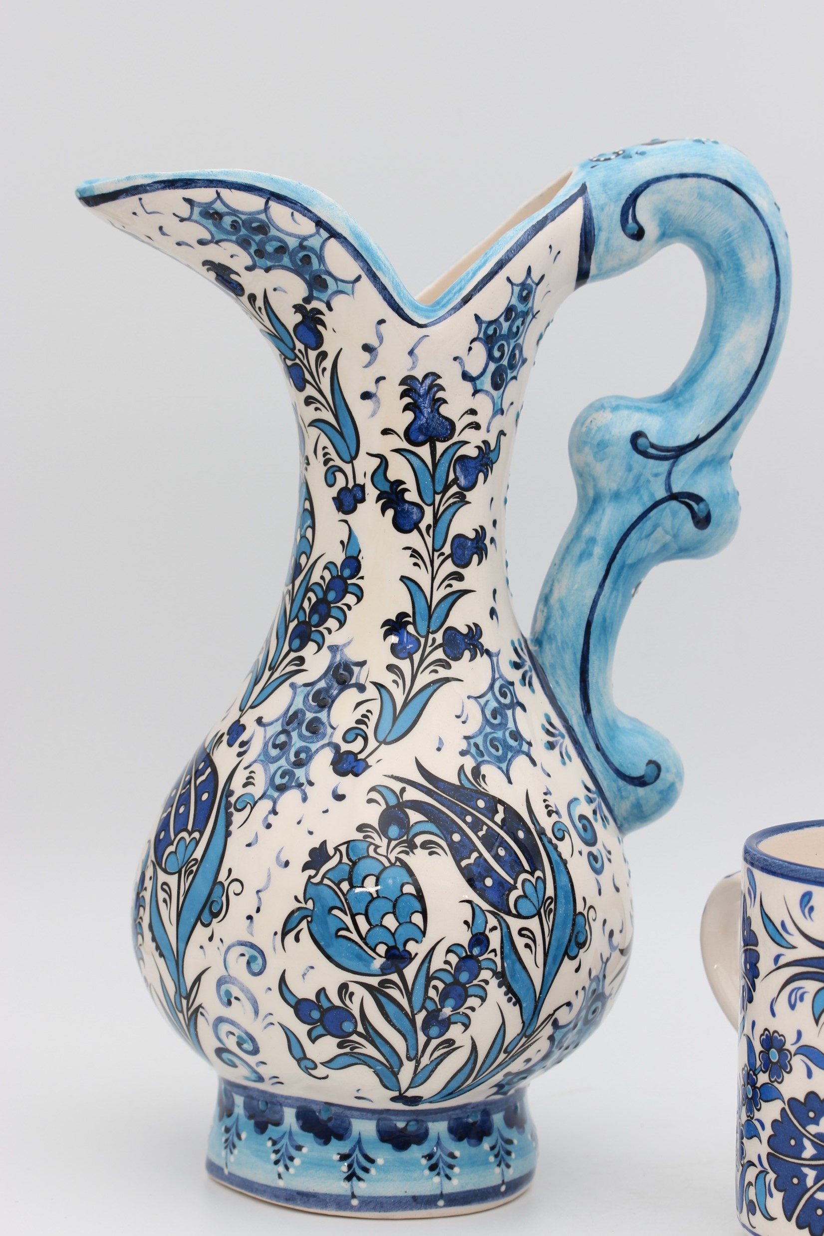 27cm Handpainted Turkish Pitcher Vase Tulip 4