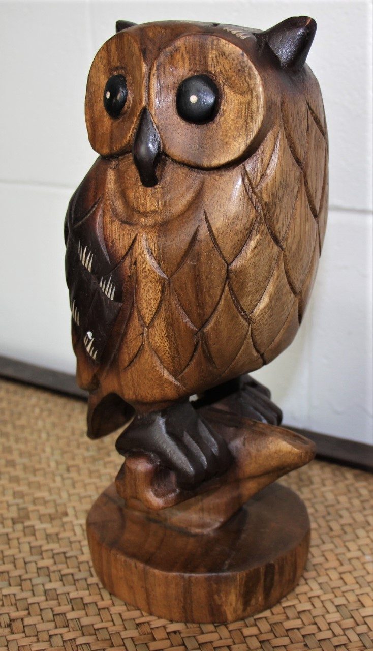 30cm Carved Wooden Owl 1