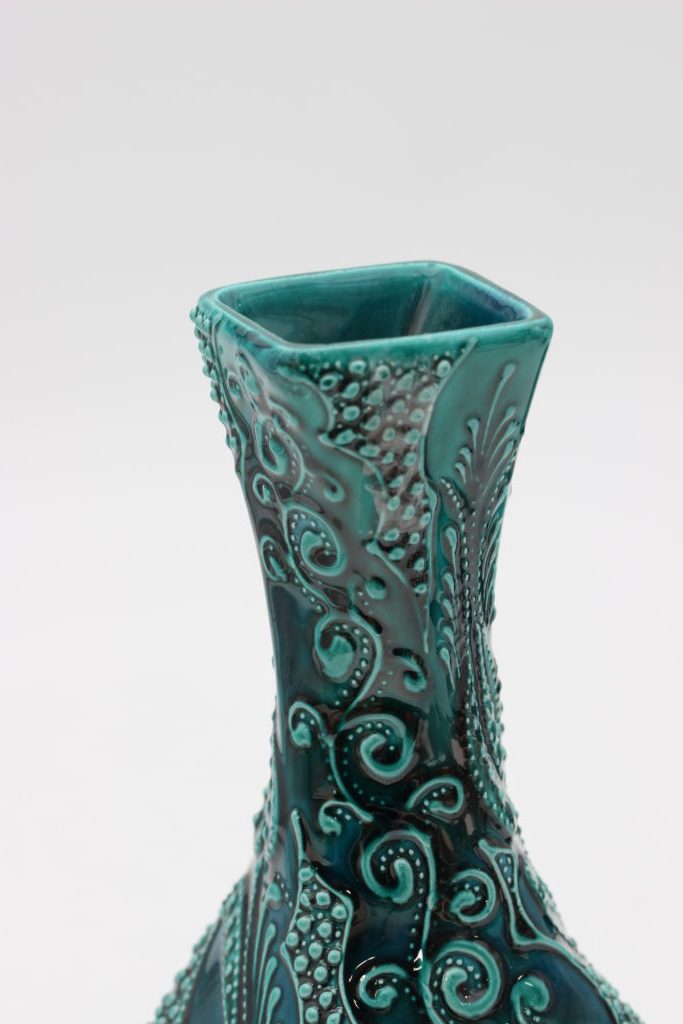 30cm-Hand-Painted-Turkish-Twist-Vase-Turquoise-all-2-1024x683-1.jpg