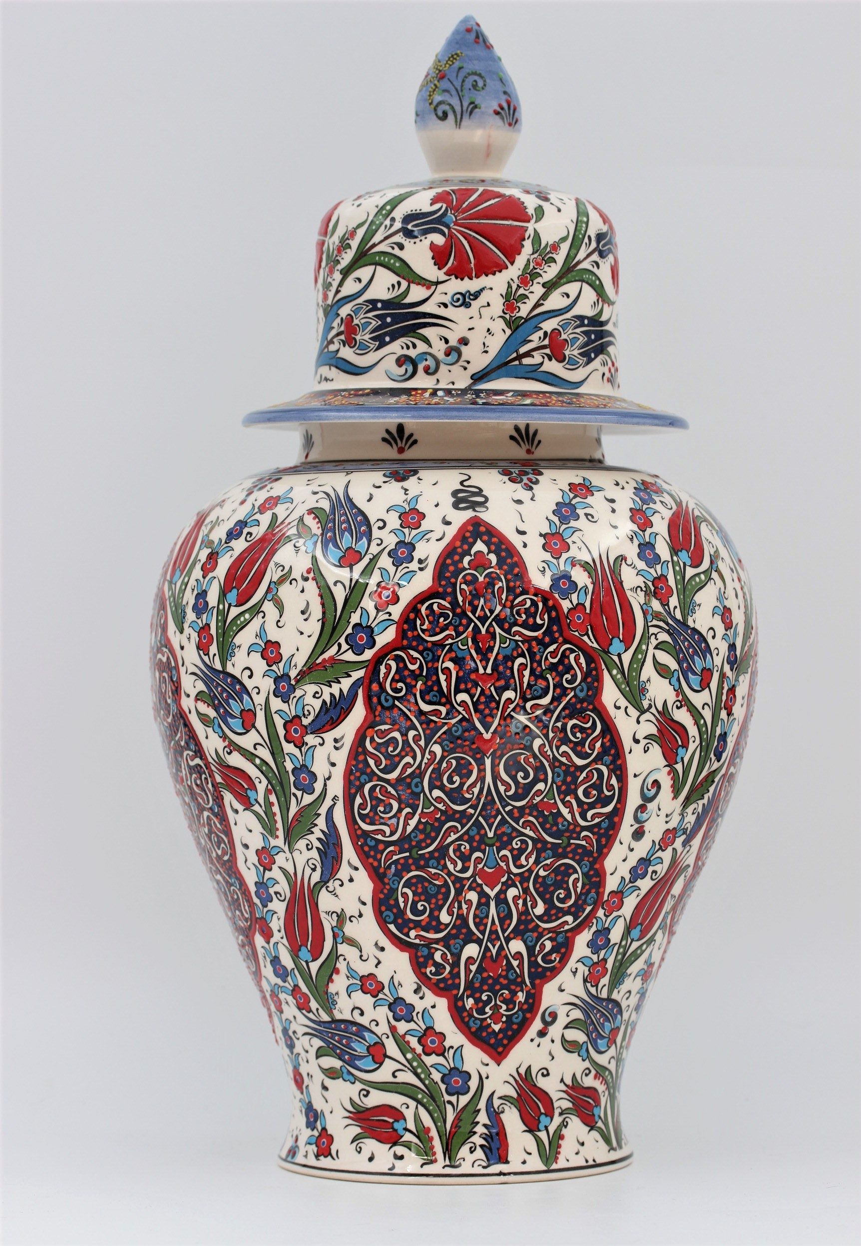 45 cm Hand Crafted Shah Vase Tulip 1c