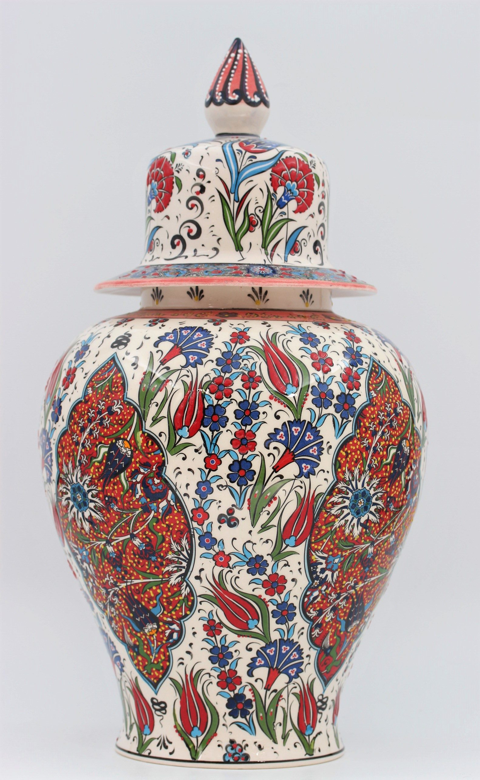 45 cm Hand Crafted Shah Vase Tulip 3