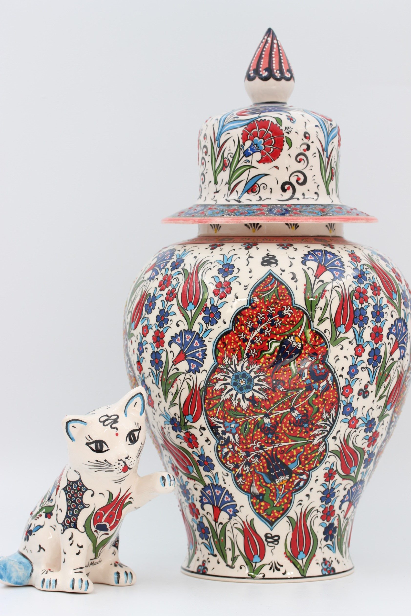 45 cm Hand Crafted Shah Vase Tulip 3b