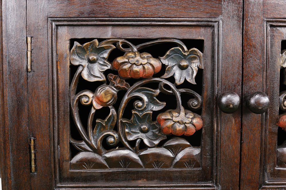 104 x 79 cm Rattan Hallway Unit With Carving Coloured 4 104 x 79 cm Rattan Hallway Unit With Carving Coloured