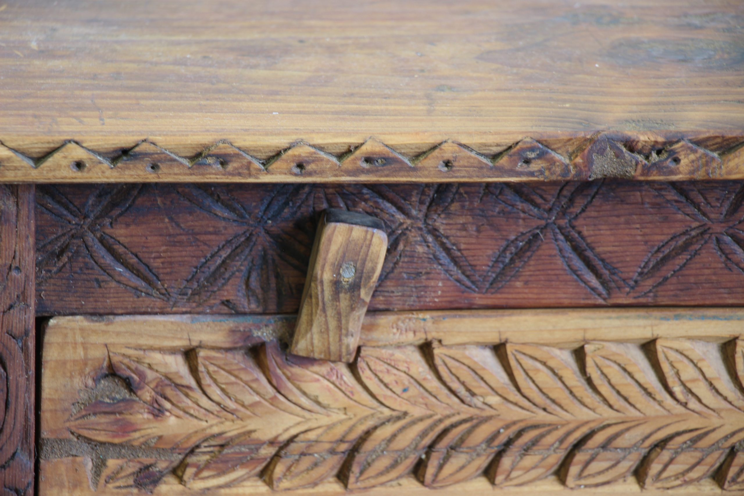 Antique Cedar Chest With Hand Carving -6