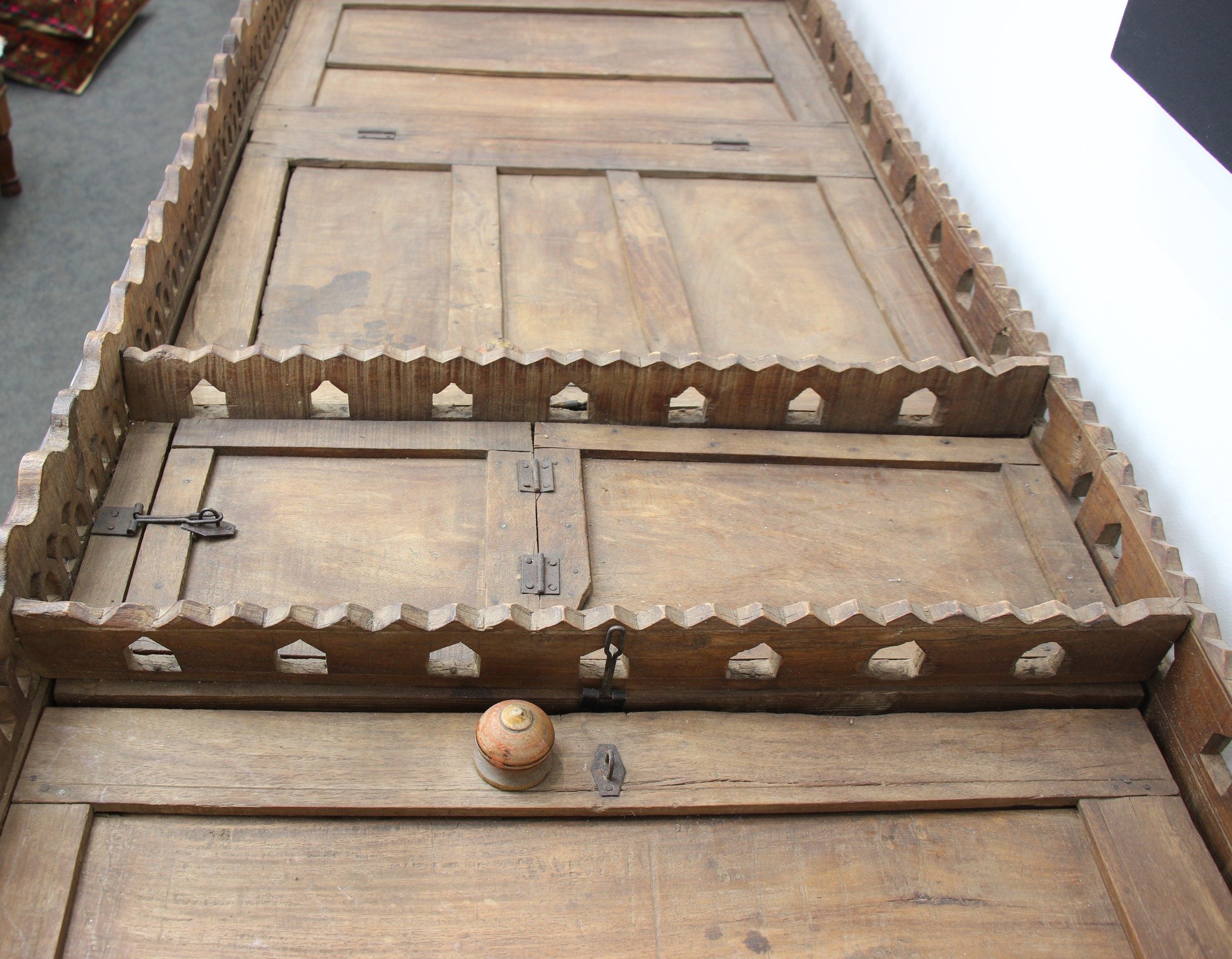 Antique Wedding Camel Seat Teak With Brass Inlay 11