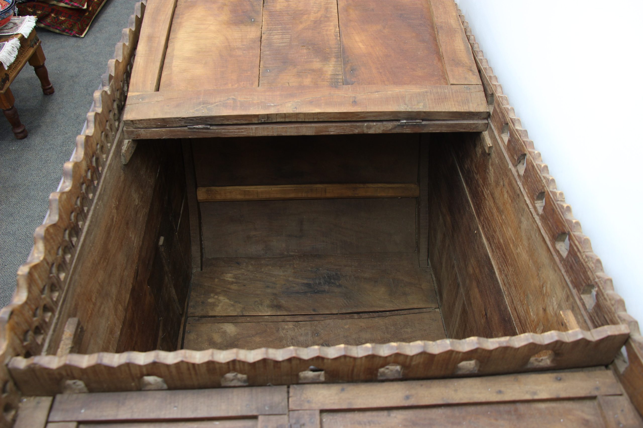 Antique Wedding Camel Seat Teak With Brass Inlay 7