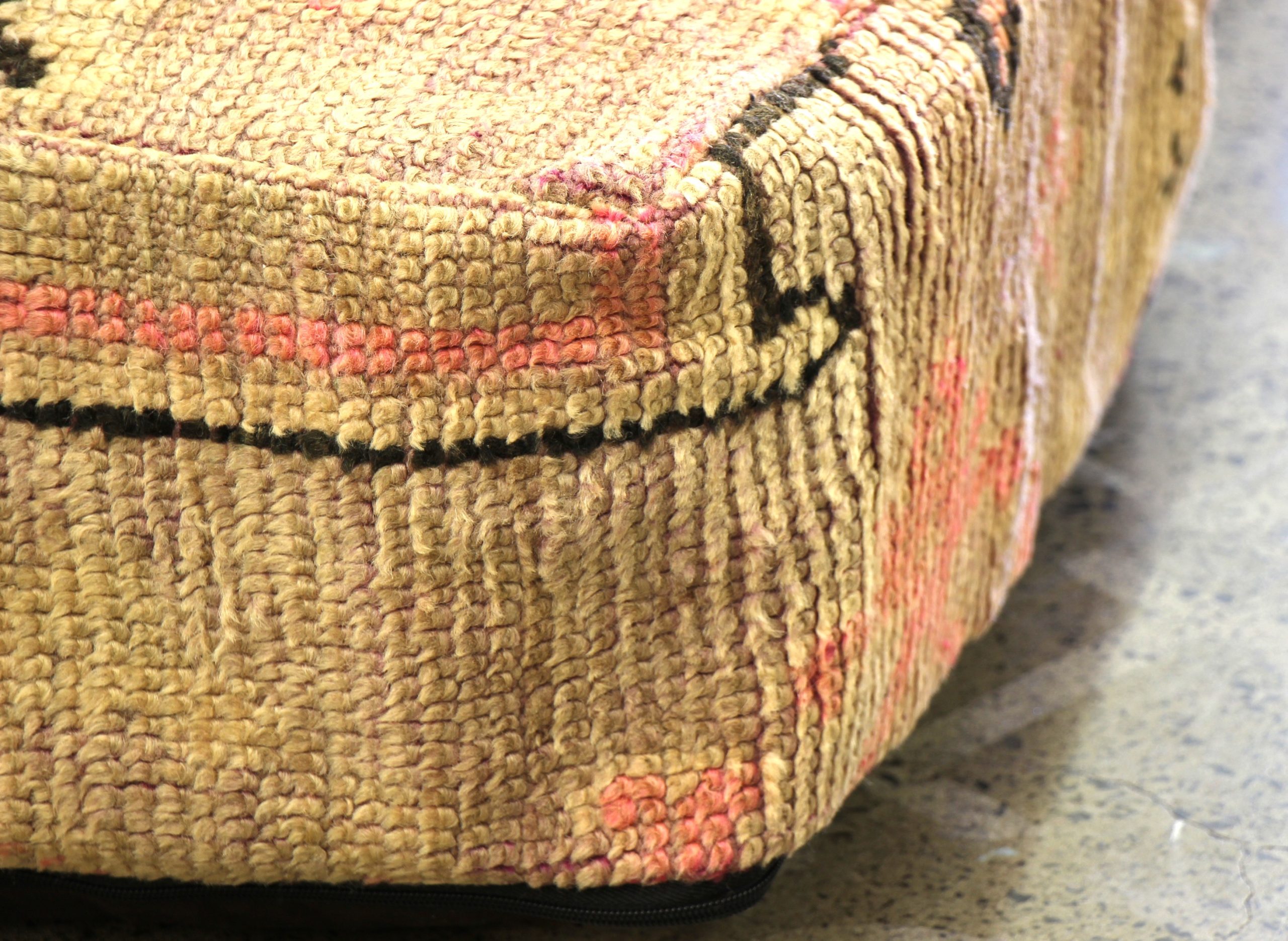 Antique woolen pouf 22b