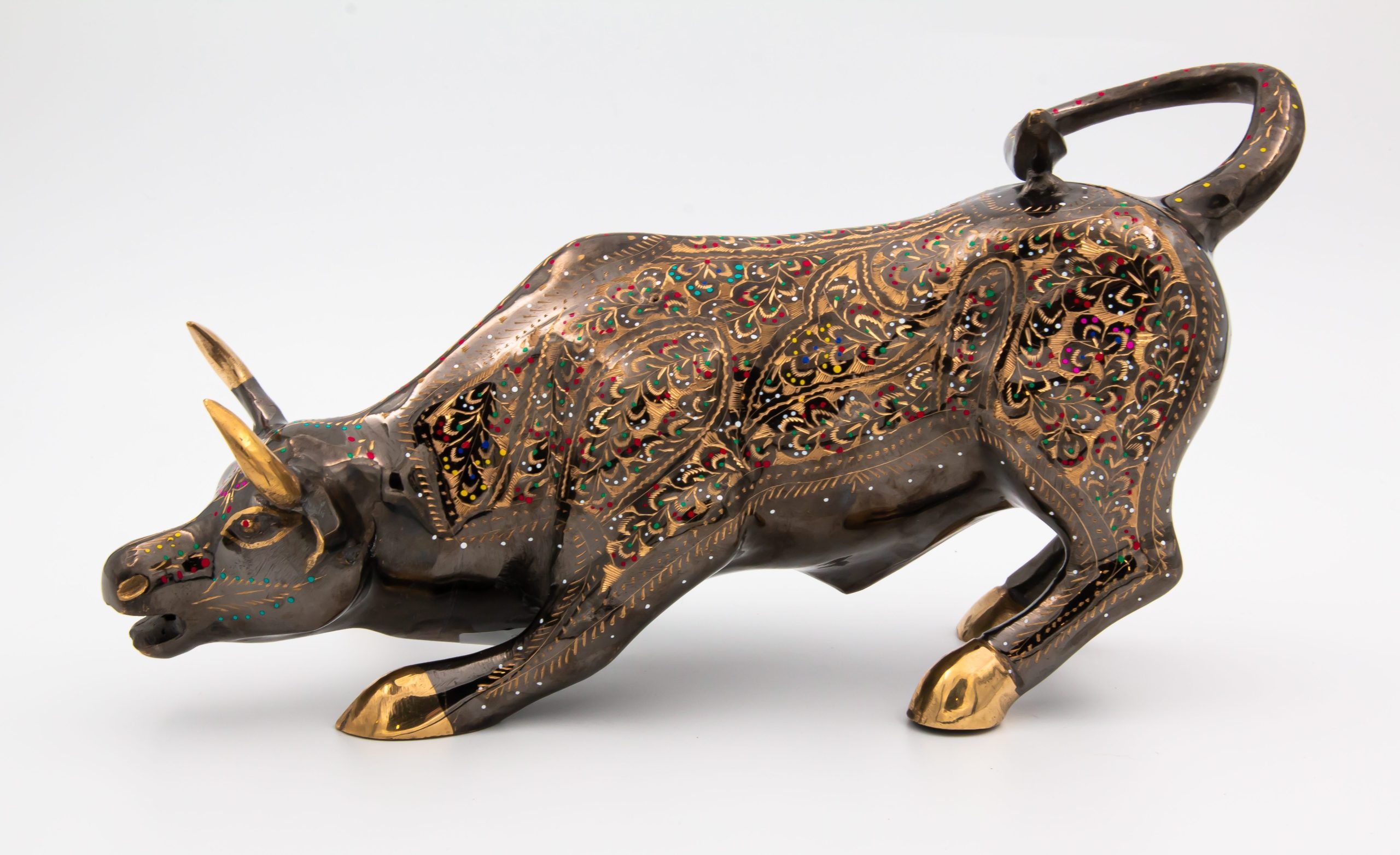Brass Handcrafted Charging Bull 32cmbr30photo1