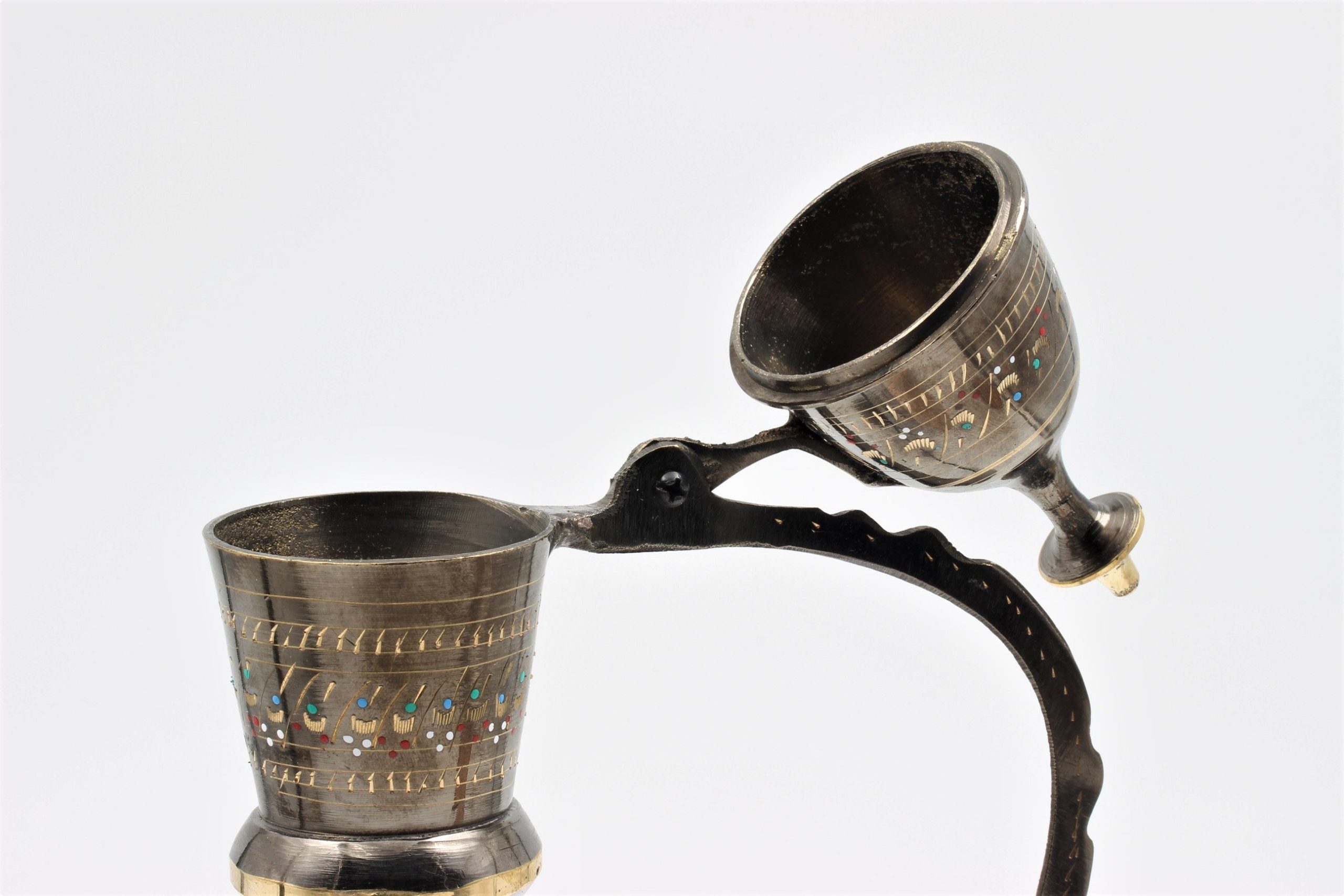 Brass Handcrafted Coffee Vase 28cm br20c