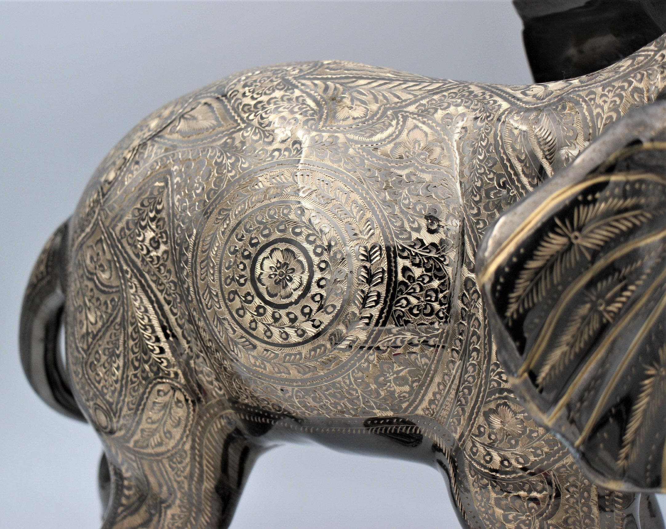 Brass Handcrafted Wild Elephant 61 cm e