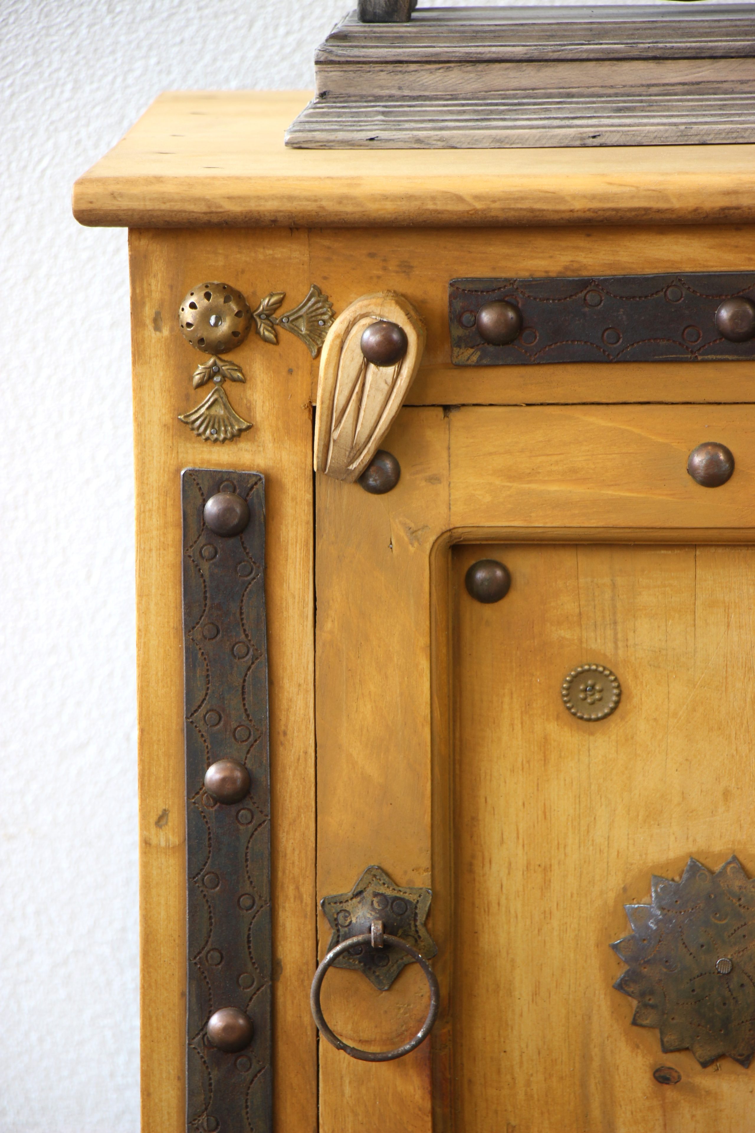 Brass Inlaid Side Table 7