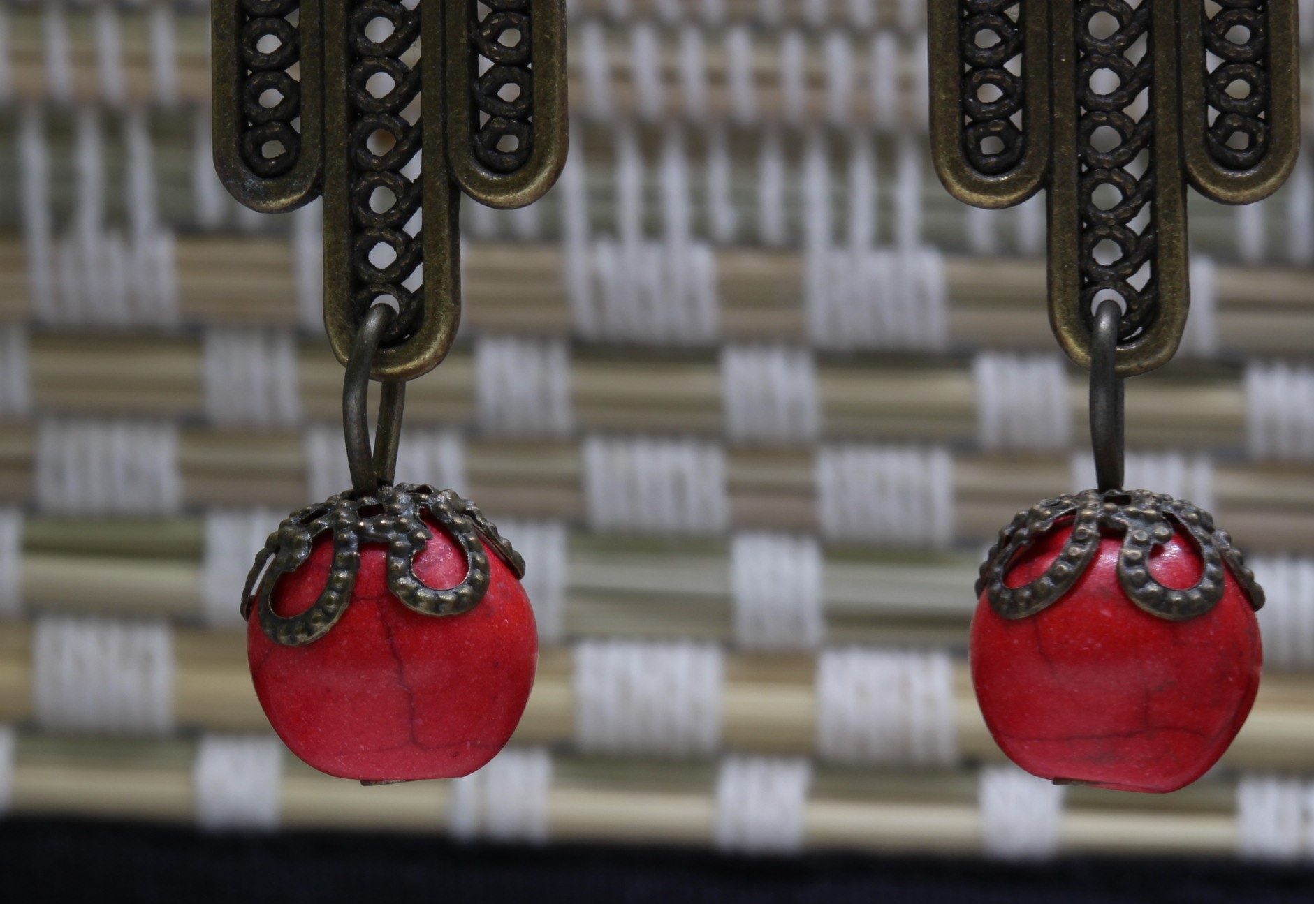 HAMSAHANDEARRINGSEH11C