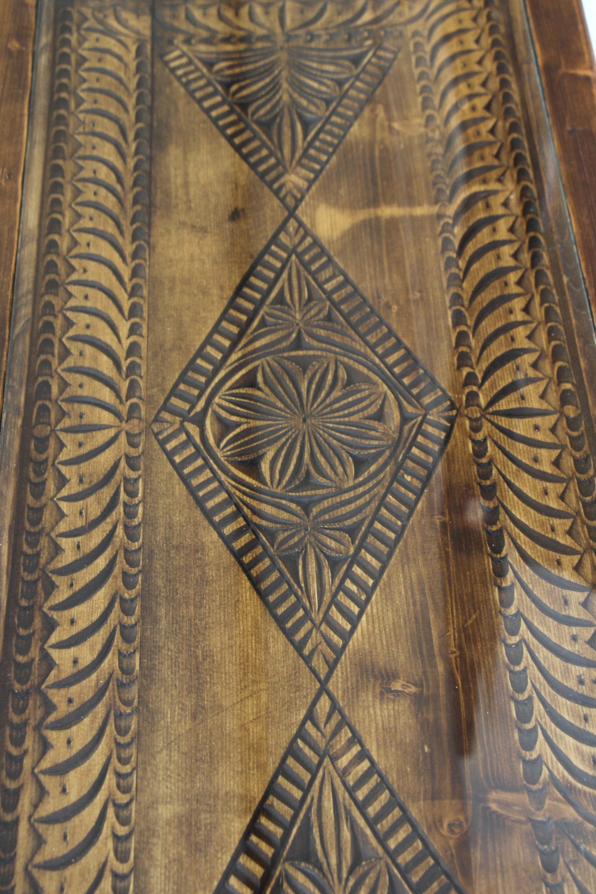 Hand Carved Buffet Unit With 1 Drawer -7