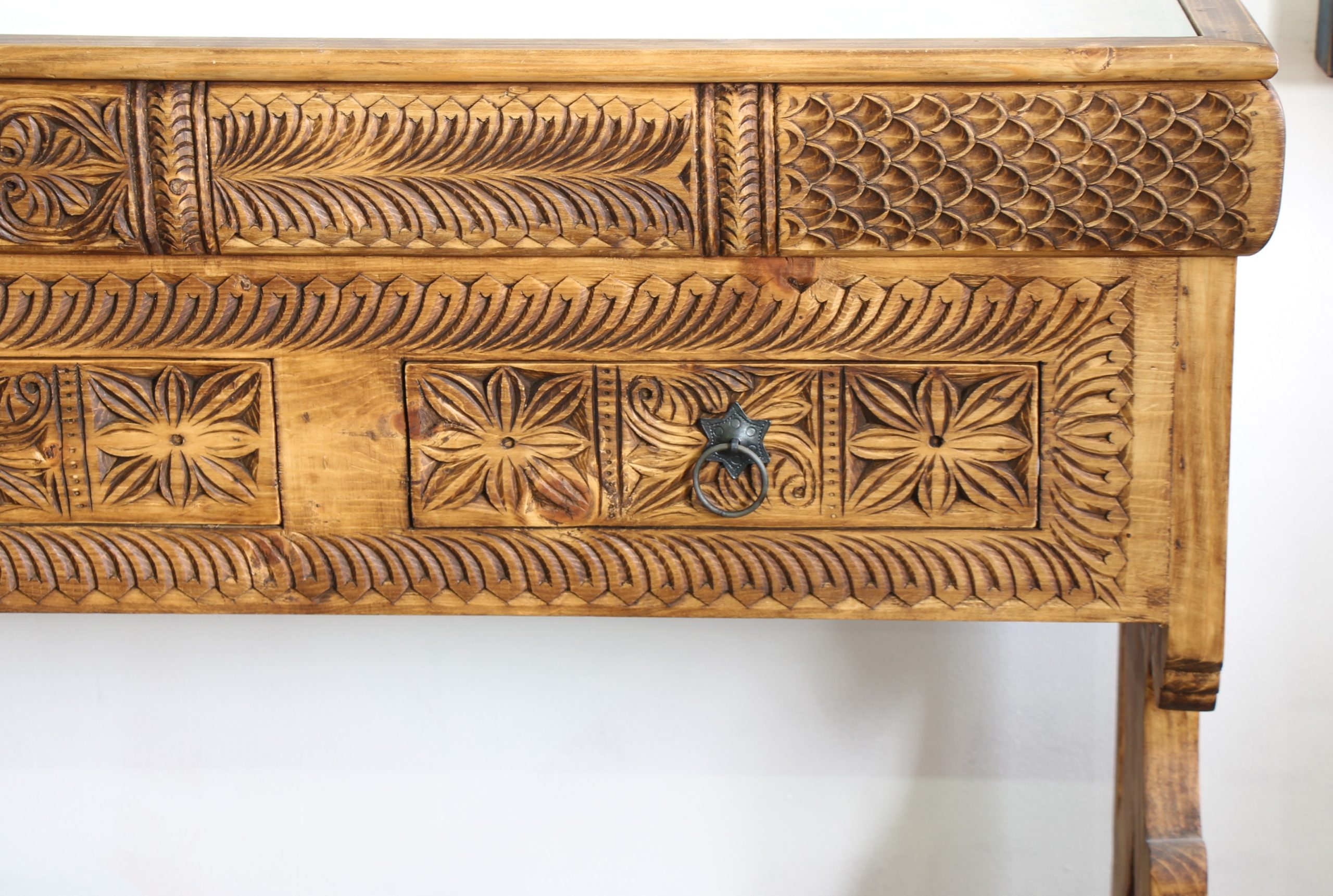 Hand Carved Buffet Unit With 3 Drawers - 2