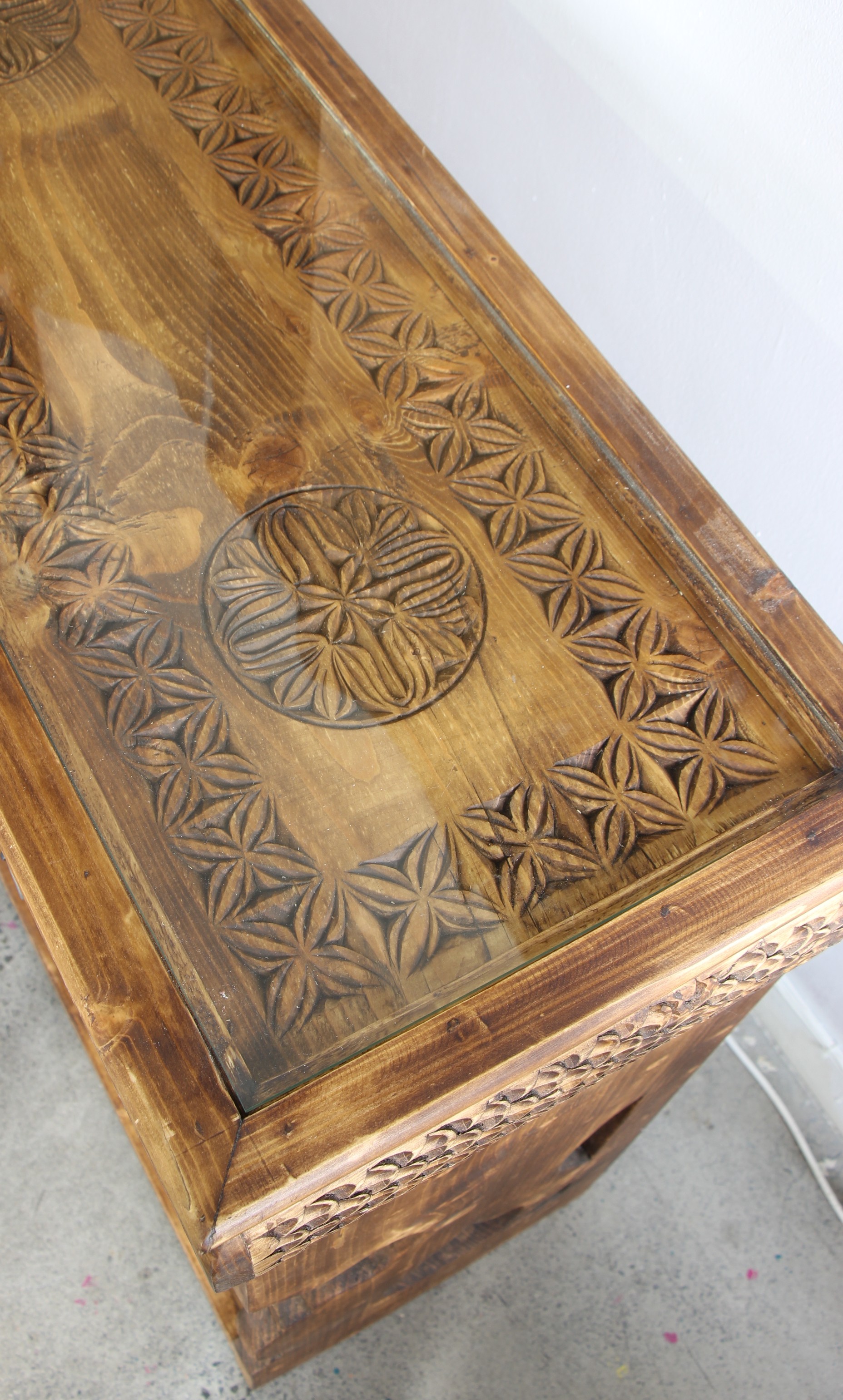 Hand Carved Buffet Unit With 3 Drawers - 7