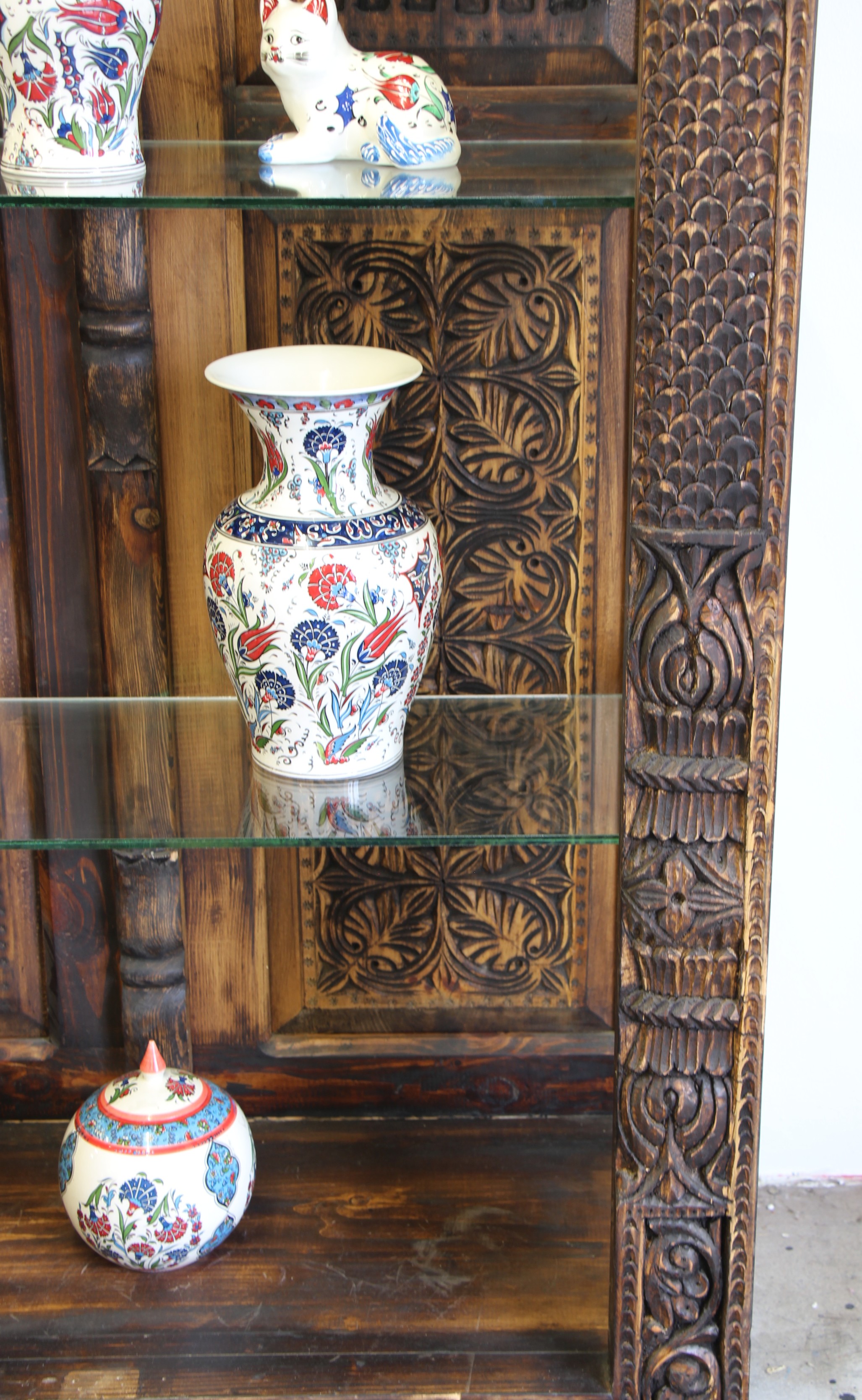 Hand carved Display Unit With 3 GLass Shelves -4