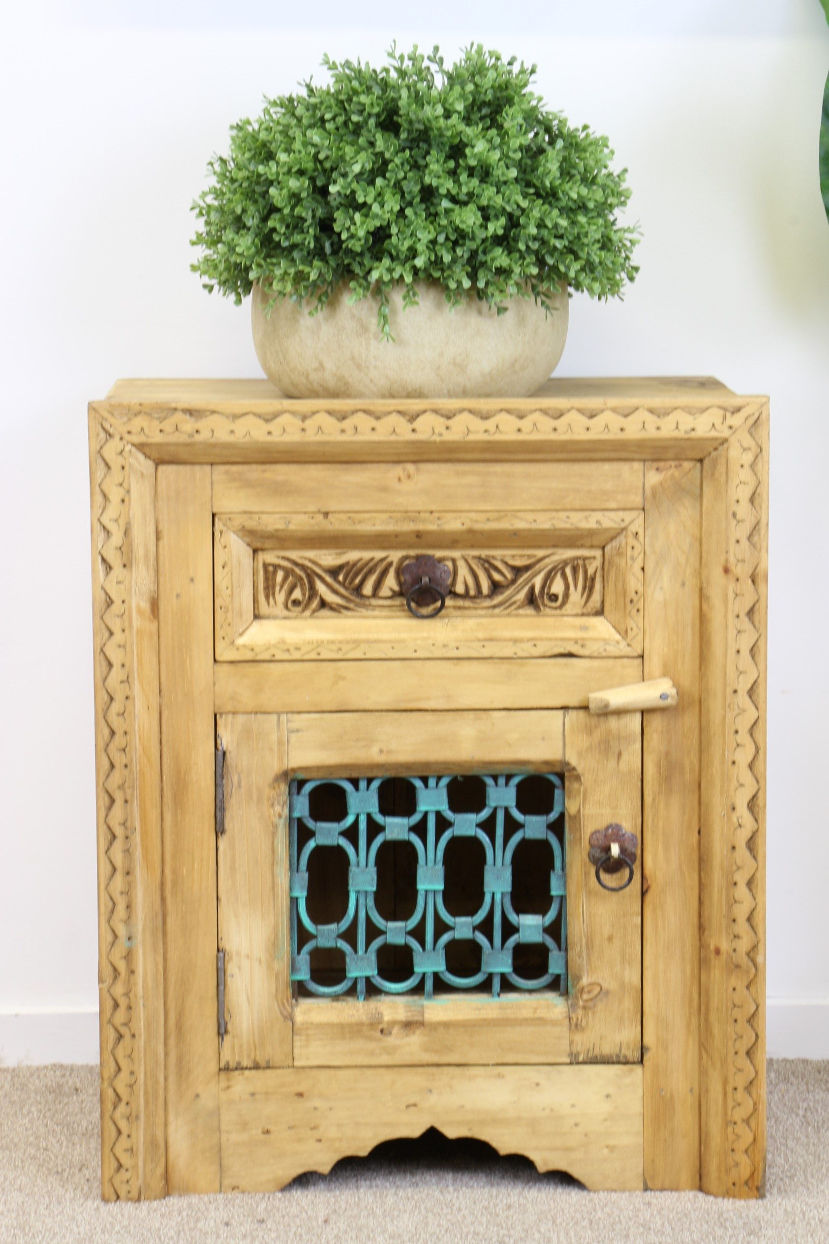Jali Bedside Unit With Antique Grill 1 1