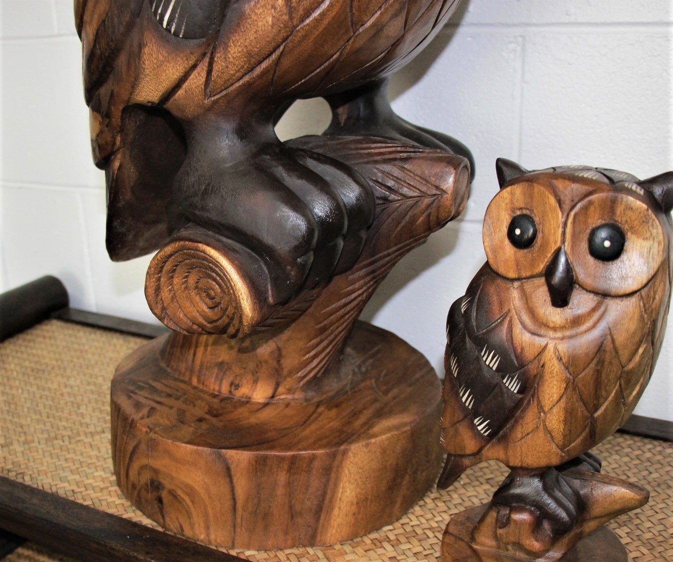Large 80cm Carved Wooden Owl 2