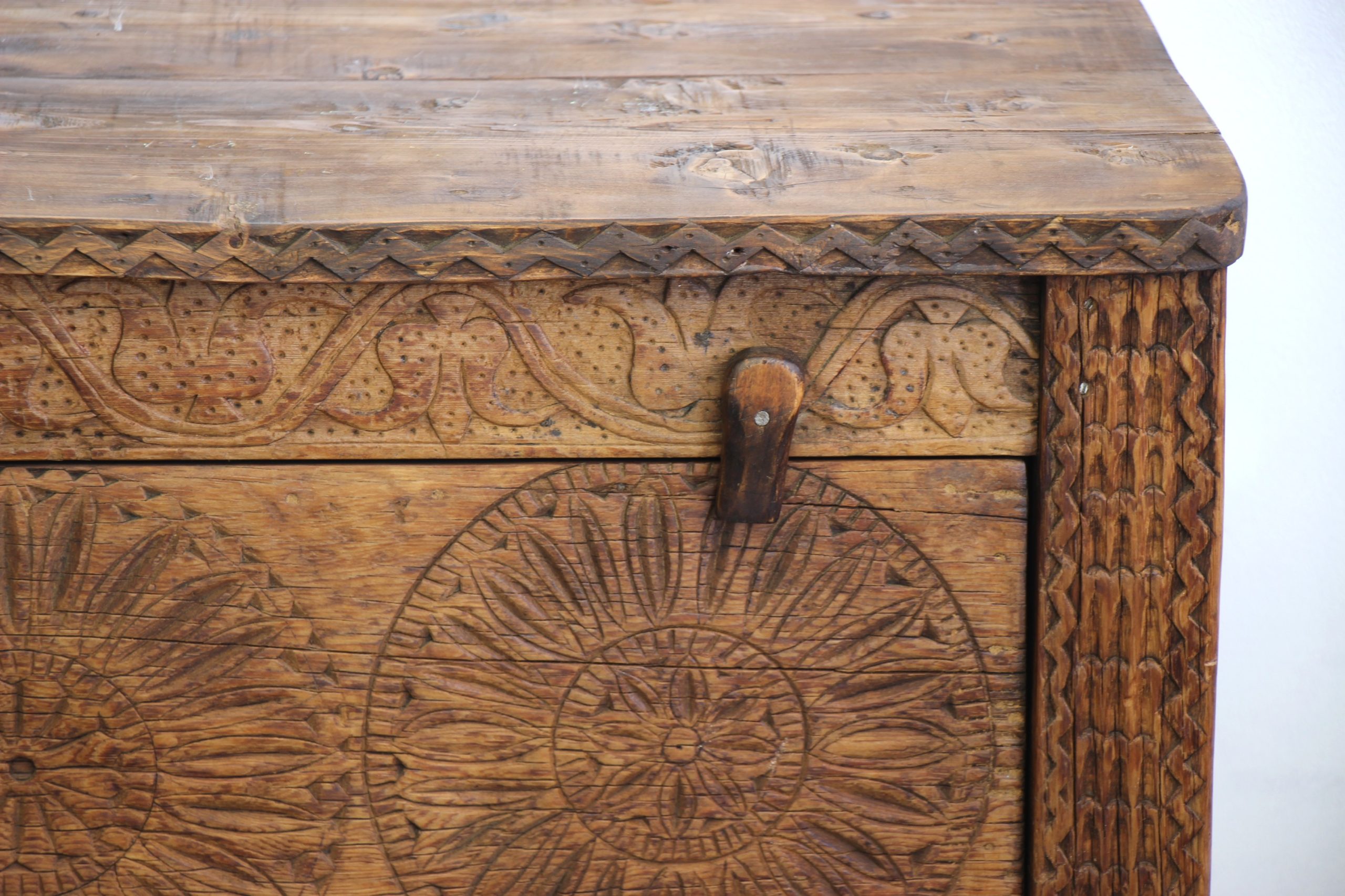 Large Antique Hand Carved Cedar Chest - 7