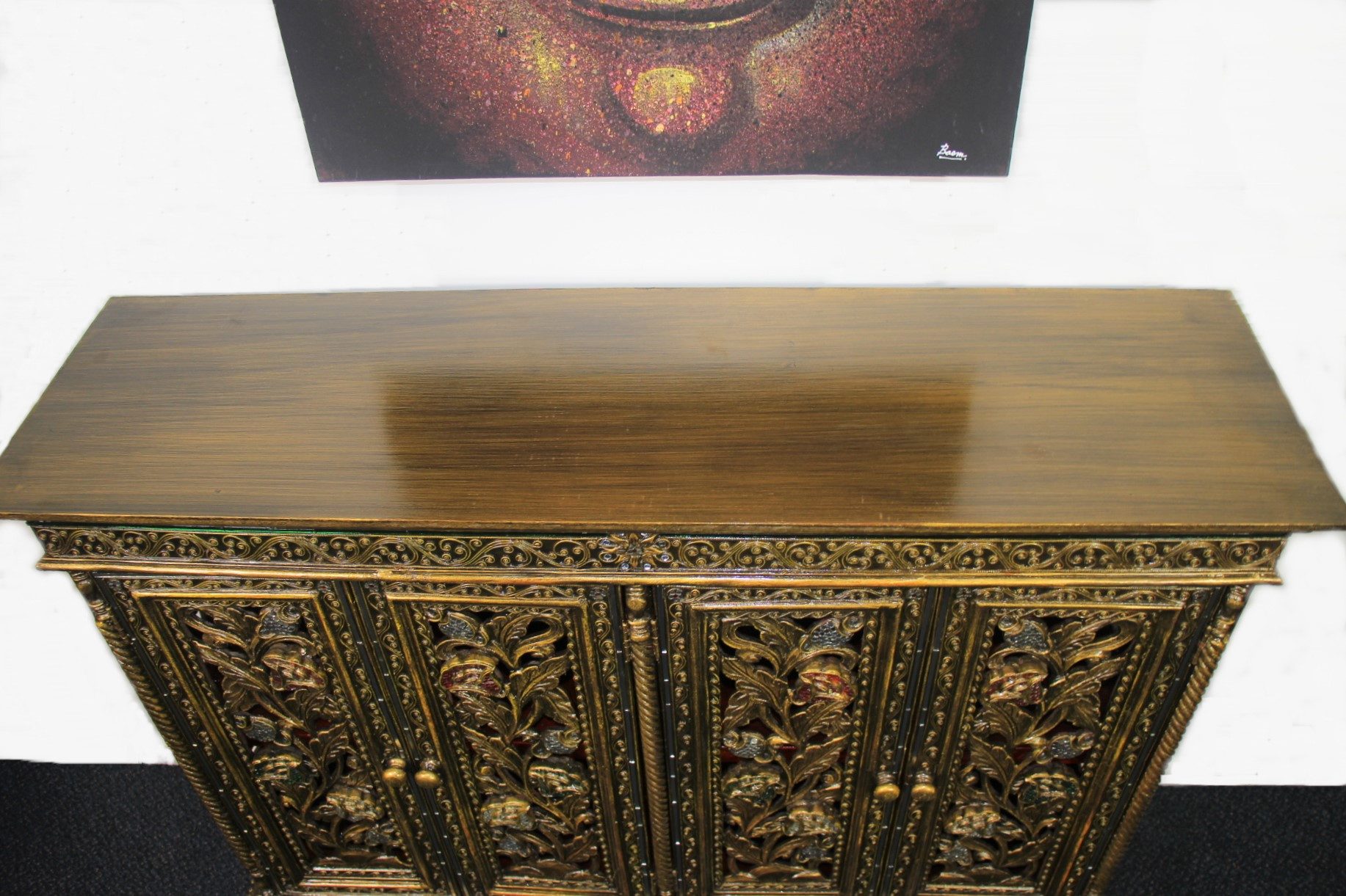 Ornate Handcarved Cabinet With 4 Cupboards Green WhiteRed Mosaic 3