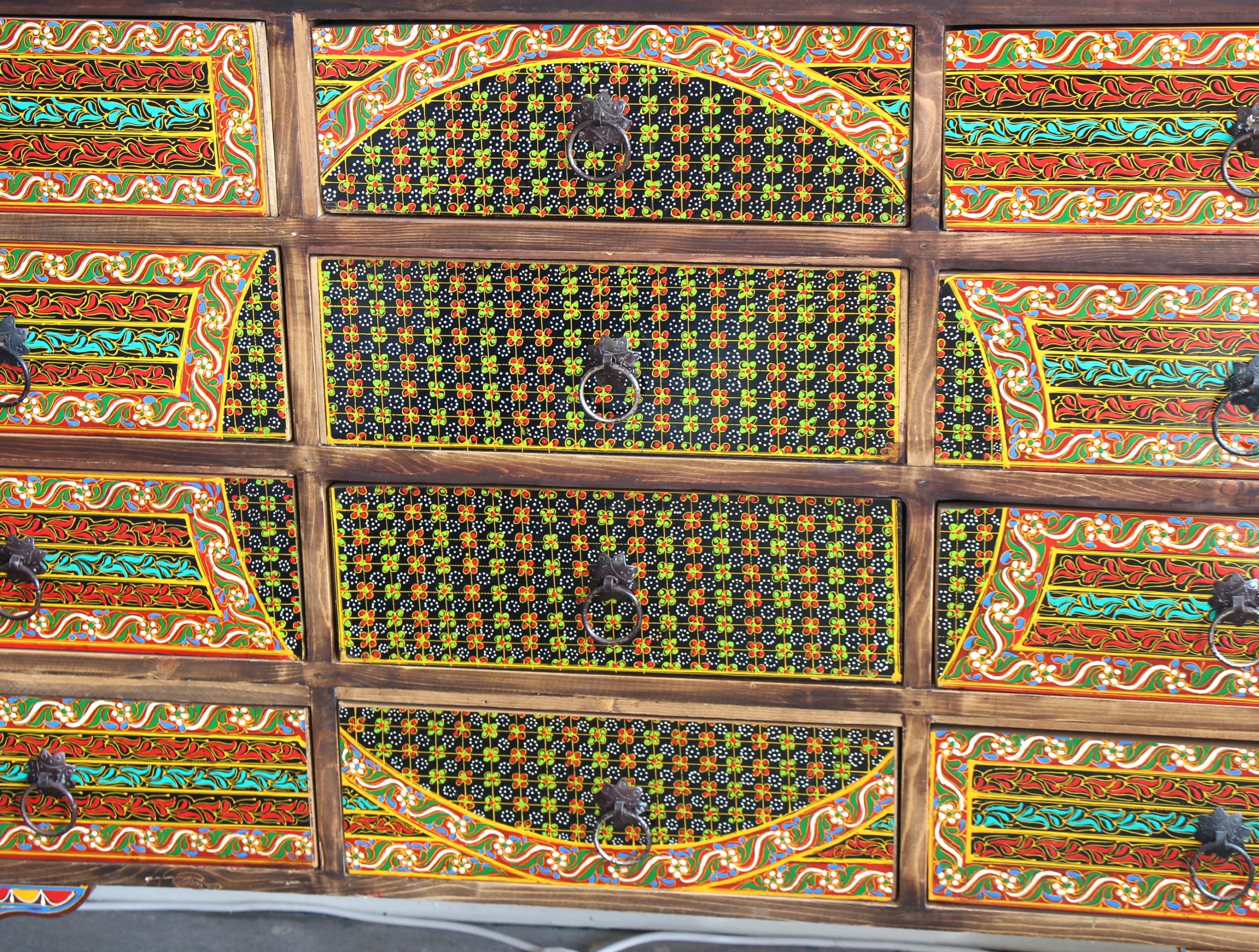 Quetta Hand Painted 12 Drawer Sideboard c -3