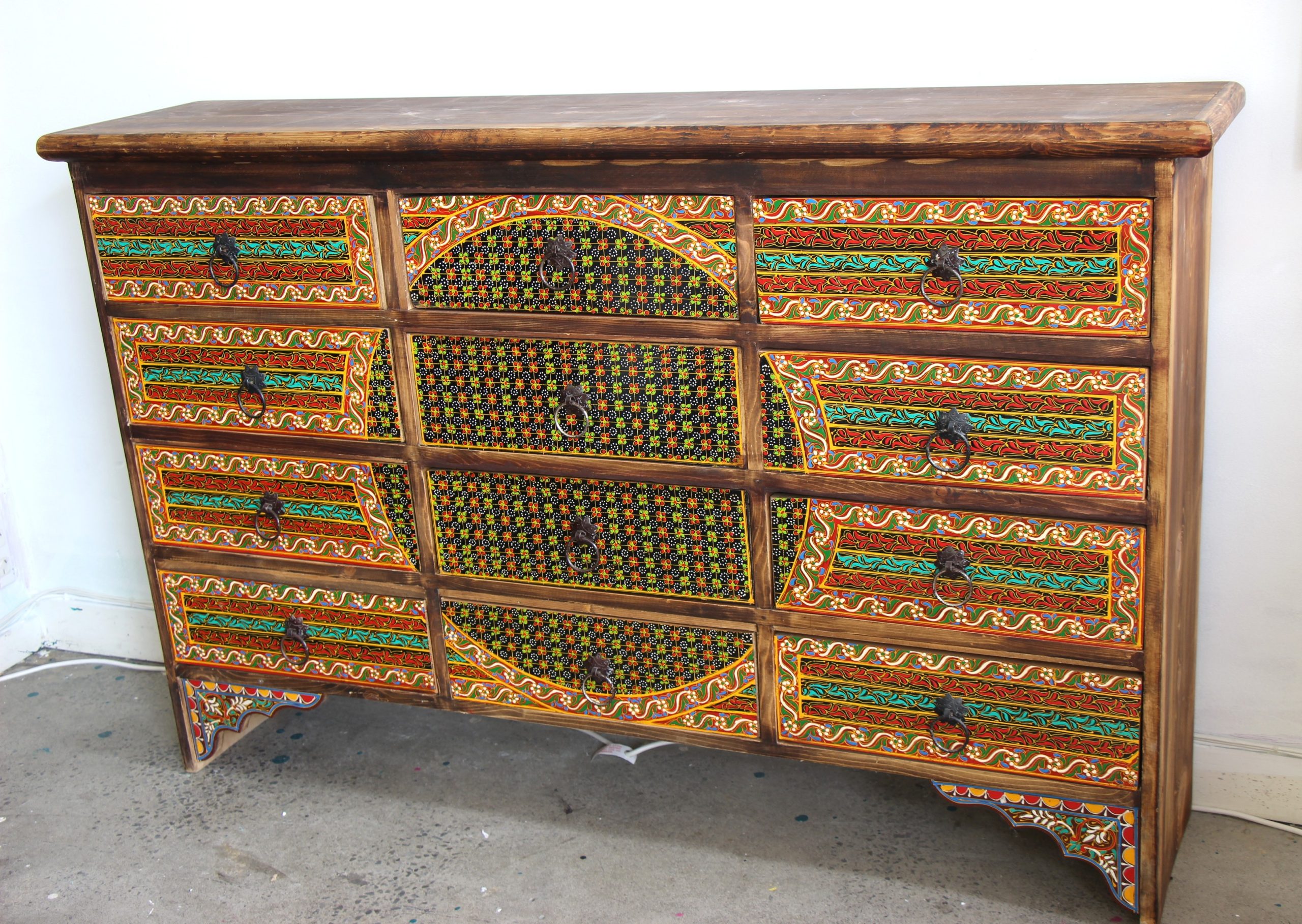 Quetta Hand Painted 12 Drawer Sideboard c -5