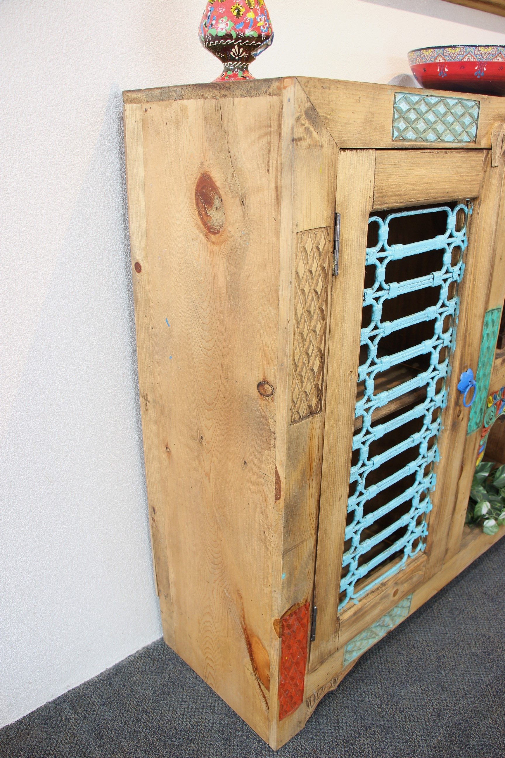 Roshan Handcarved Sideboard 11