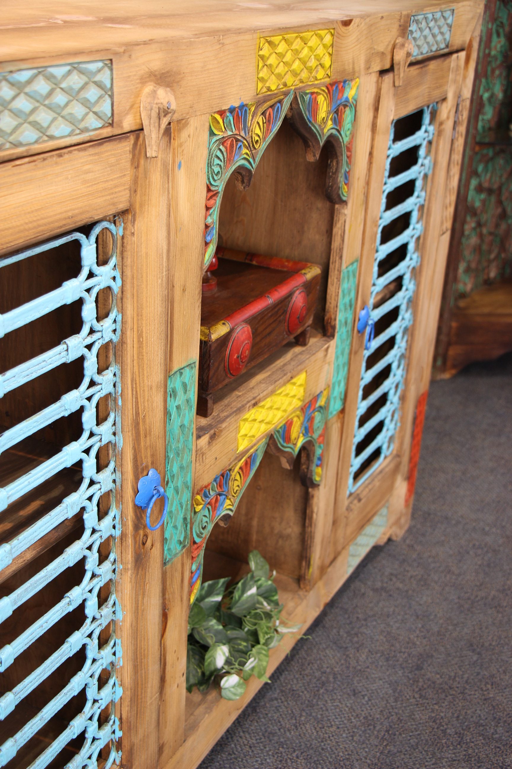 Roshan Handcarved Sideboard 13