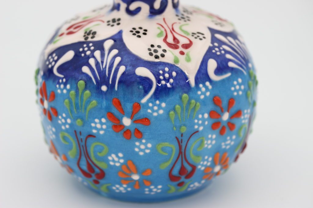Turkish-Ceramic-Colourful-Hand-Painted-Pomegranate-Set-Of-Three-Vases-all-2-1024x683-1.jpg