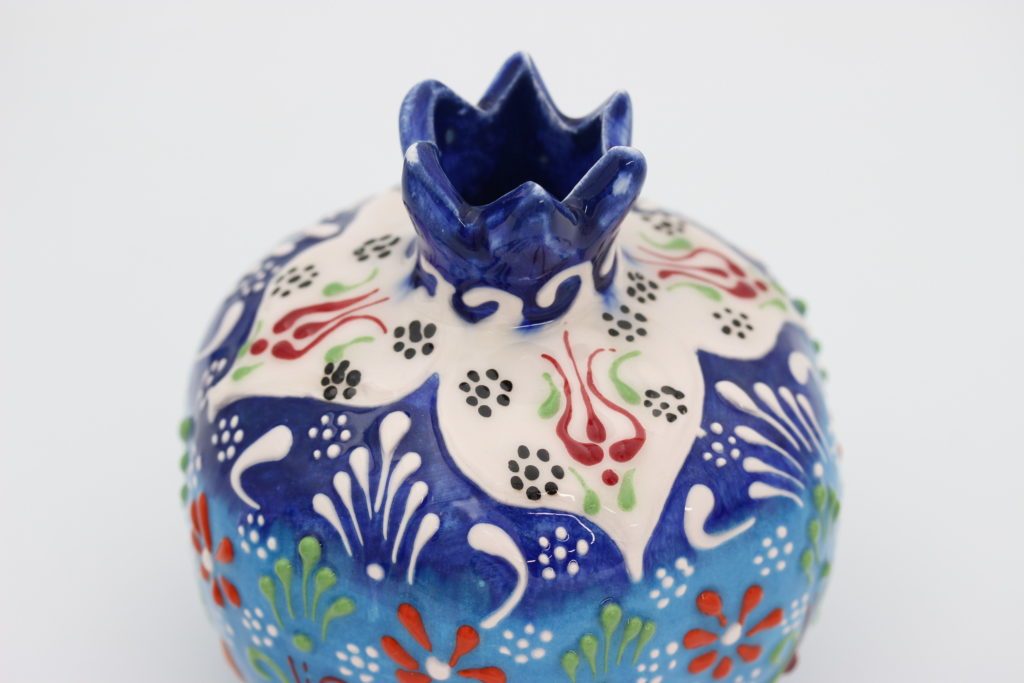 Turkish-Ceramic-Colourful-Hand-Painted-Pomegranate-Set-Of-Three-Vases-all-3-1024x683-1.jpg