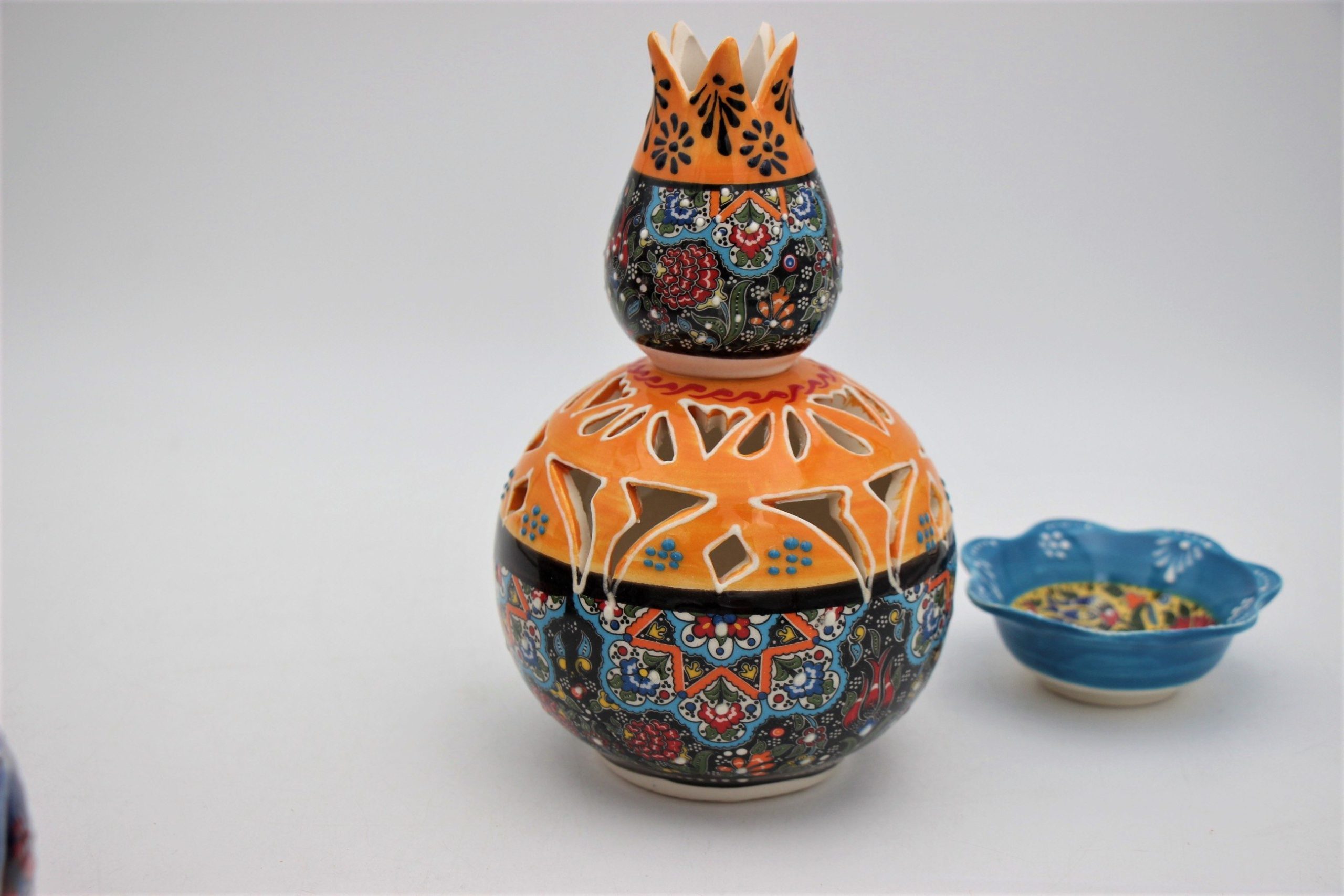 Turkish Ceramic Hand Painted Large Round Tulip Oil Burner Relief 1a - Copy