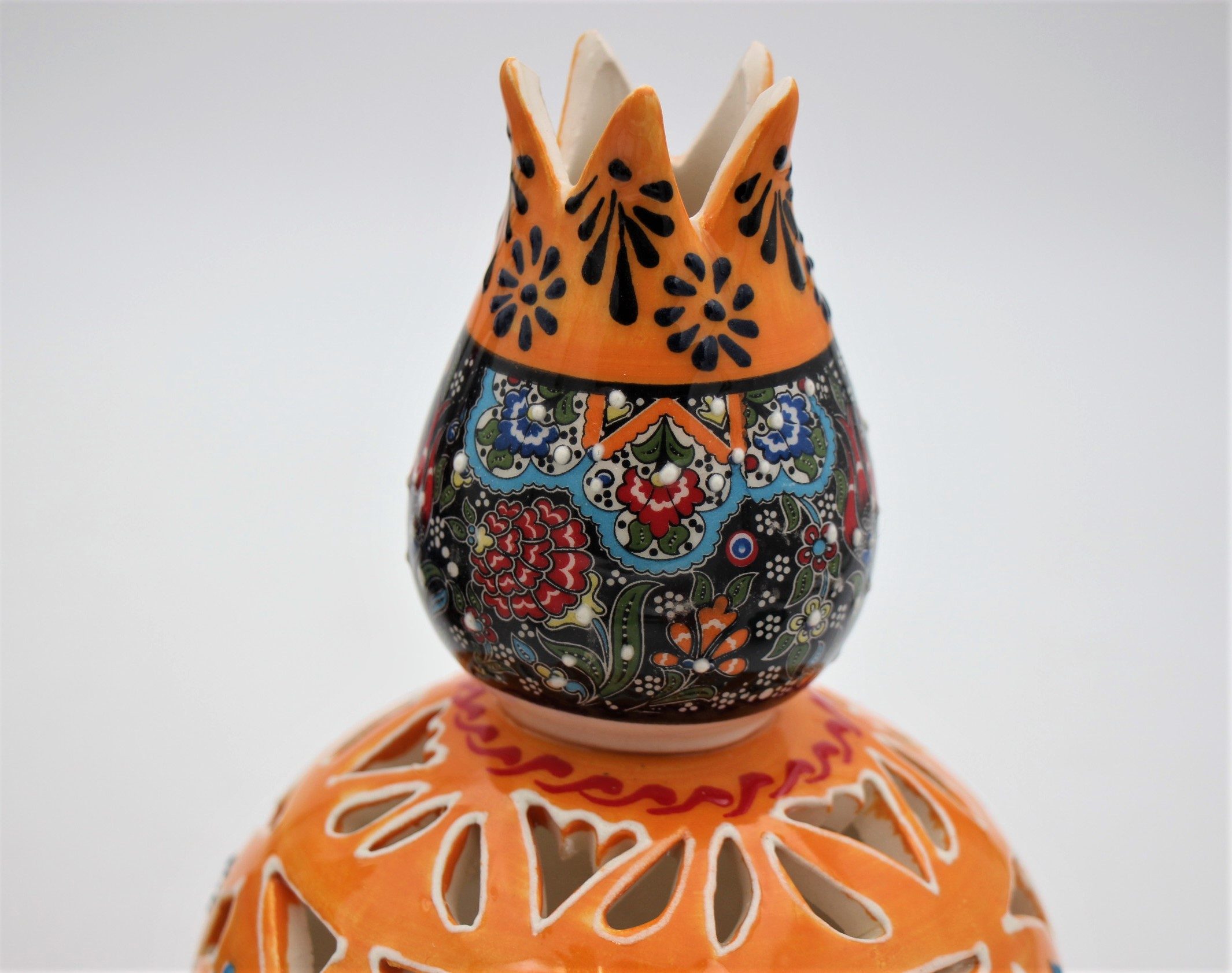 Turkish Ceramic Hand Painted Large Round Tulip Oil Burner Relief 1b - Copy