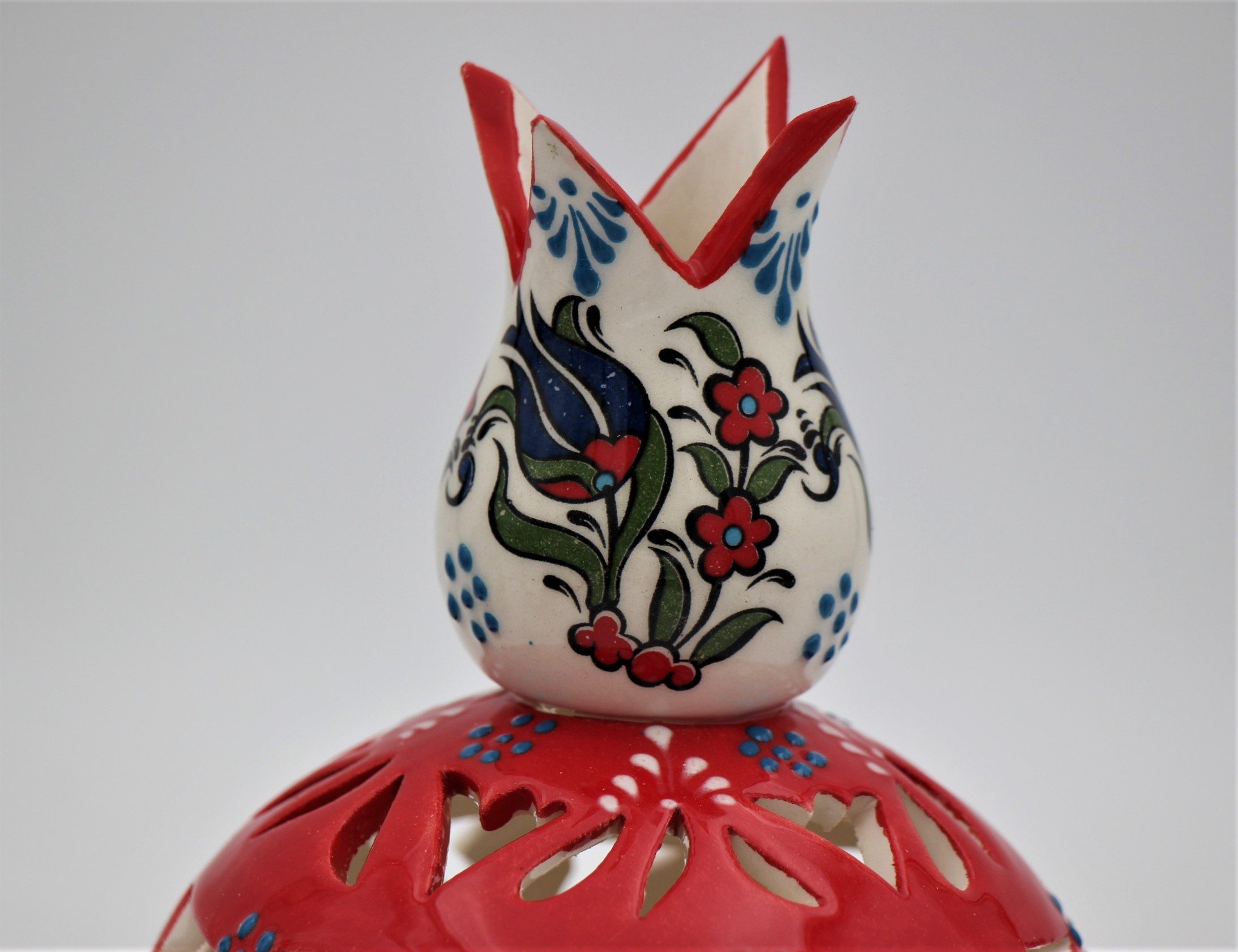 Turkish Ceramic Hand Painted Large Round Tulip Oil Burner Tulip 1b