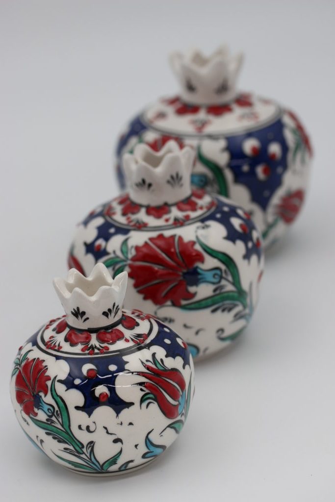 Turkish-Ceramic-Hand-Painted-Pomegrante-Set-Tulip-all4-1024x683-1.jpg