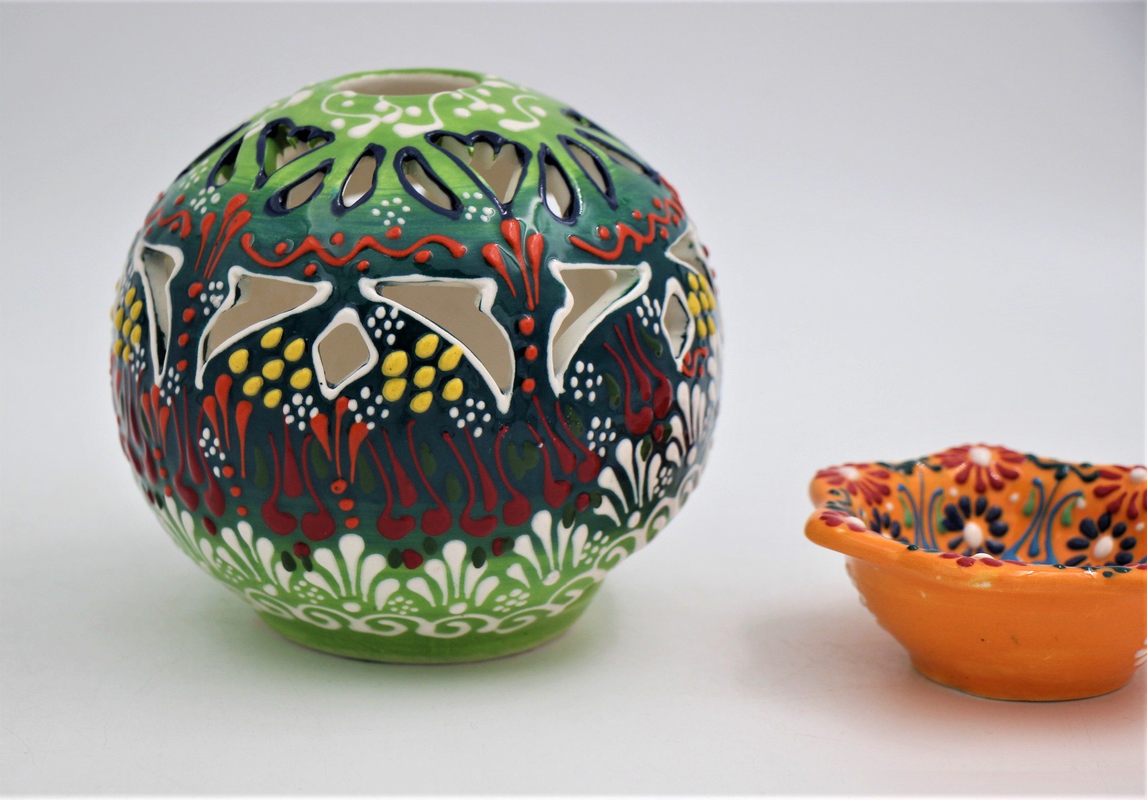 Turkish Ceramic Large Round Candle Holder Dantel 1A