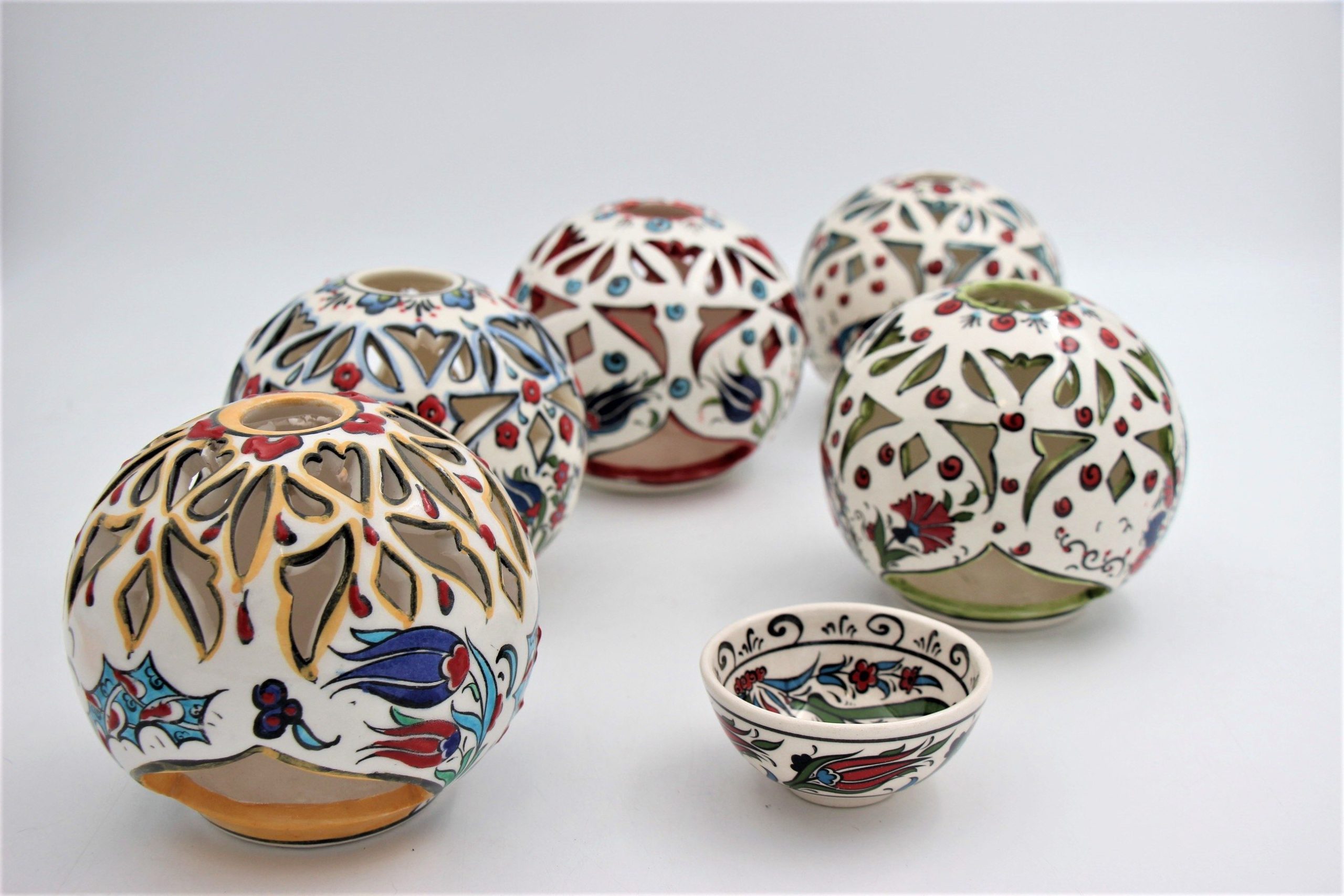 Turkish Ceramic Large Round Candle Holder Tulip all