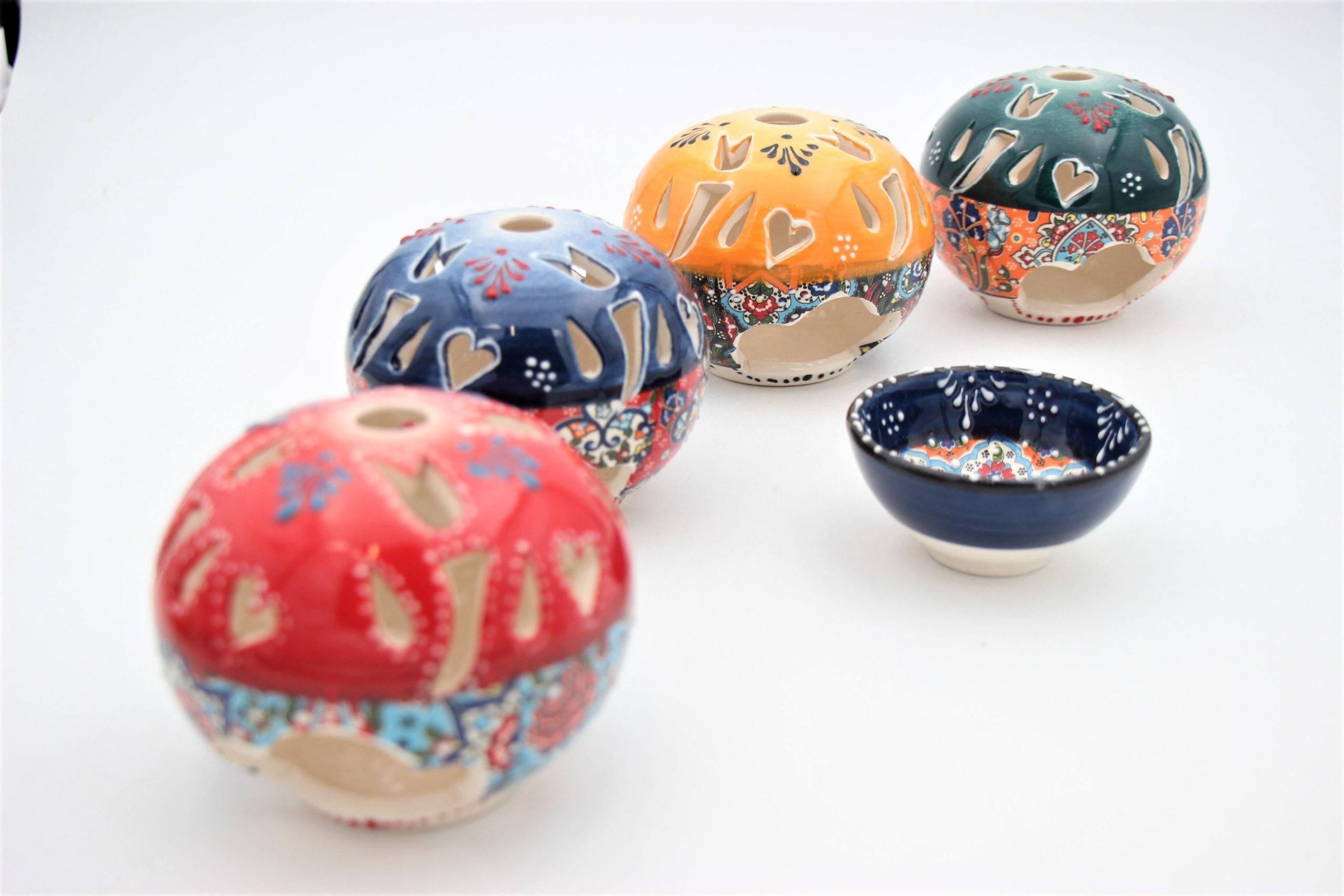 Turkish Ceramic Round Candle Holder Relief Medium all